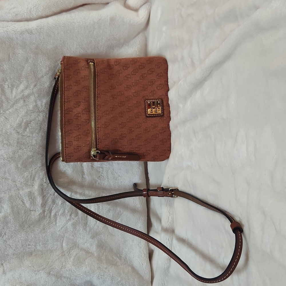 Dooney & Bourke Doble zip crossbody.